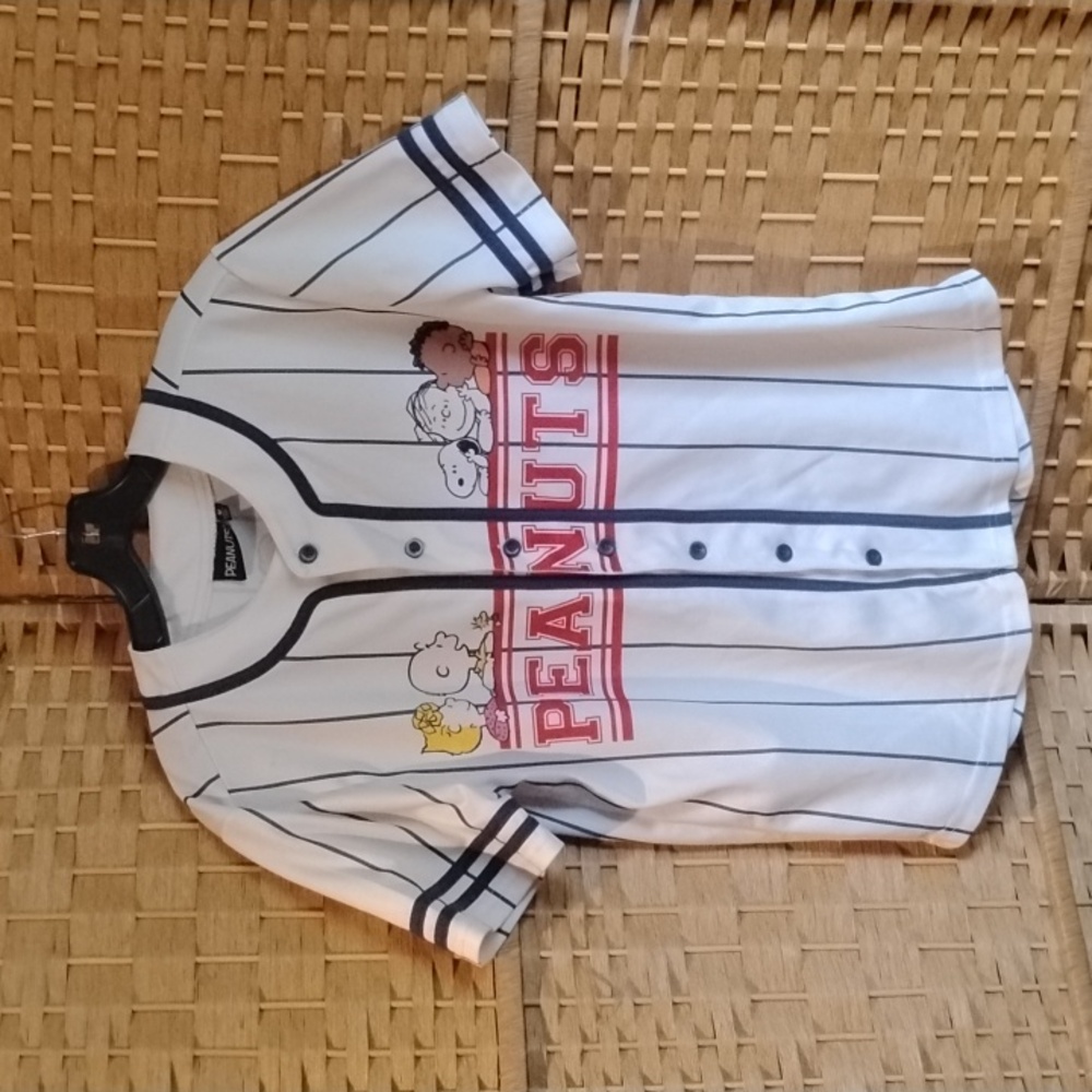 Peanuts Black and White Button-Up Jersey